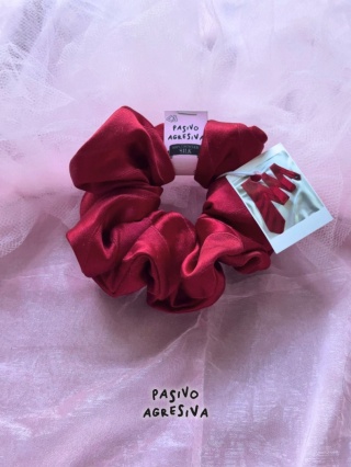 KRÓLOWA Scrunchie 100% jedwab z upcyclingu